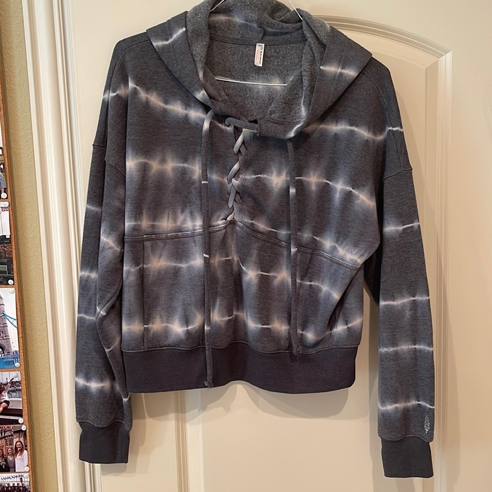 Free people movement tie die sweatshirt size medium